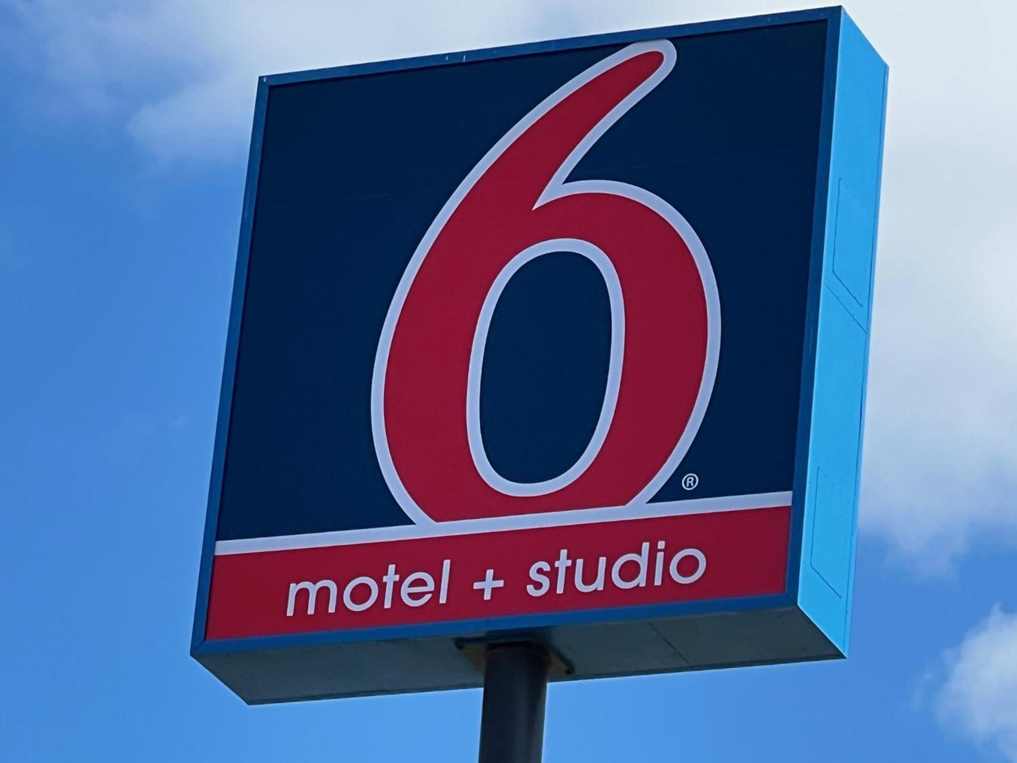 Motel 6-Lafayette, In Екстериор снимка